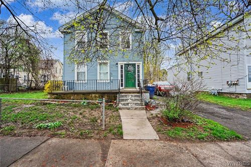 149 Green St, Lockport, NY, 14094-2809 | Card Image