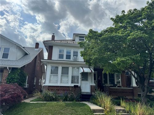 109-111 E Elm Street E, Emmaus Boro, PA, 18049 | Card Image