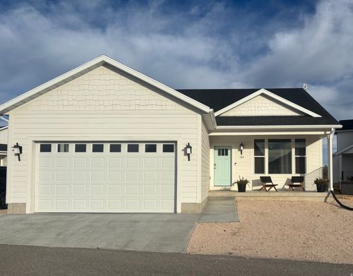 133 E Sailors Way, Garden City, UT, 84028 | Card Image