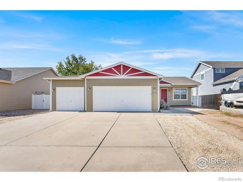 301 Linden Oaks Dr, Ault, CO, 80610-9103 | Card Image