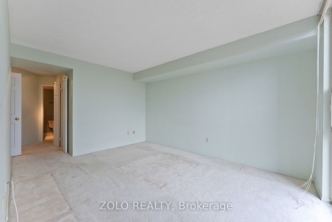 911 - 40 Harding Blvd, Condo with 3 bedrooms, 2 bathrooms and 1 parking in Richmond Hill ON | Image 17