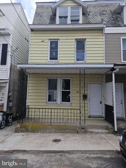 509 Fairview St, POTTSVILLE, PA, 17901-1626 | Card Image