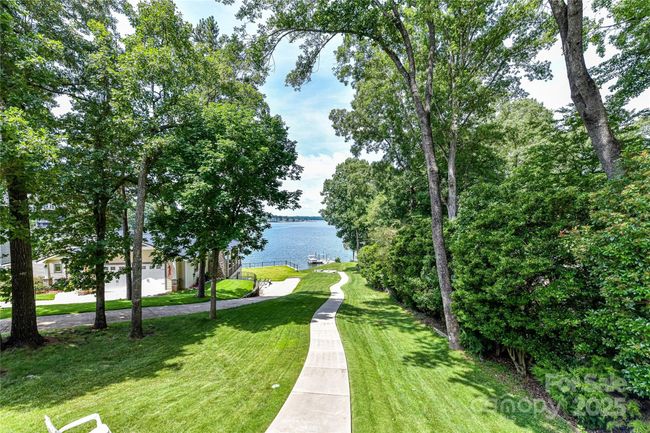 Walking or Golf cart path | Image 5