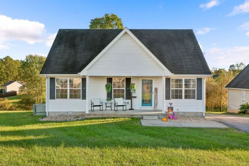 42 Kellie Ct, Lafayette, TN, 37083 | Card Image