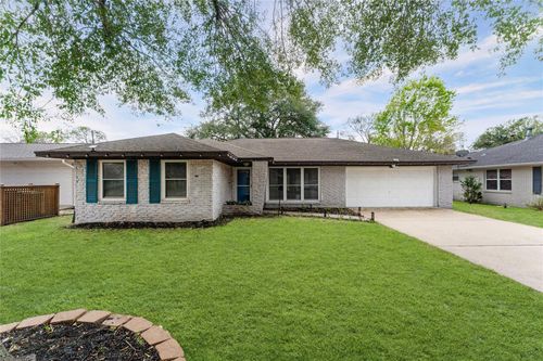 4811 Stillbrooke Dr, Houston, TX, 77035-4913 | Card Image
