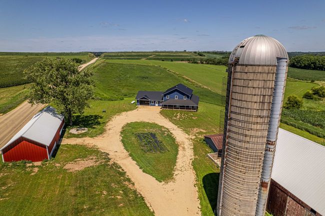 N5184 County Rd N, House other with 3 bedrooms, 3 bathrooms and null parking in MONROE WI | Image 65
