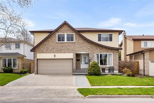 2474 Cavendish Dr, Burlington, ON, L7P3T8 | Card Image