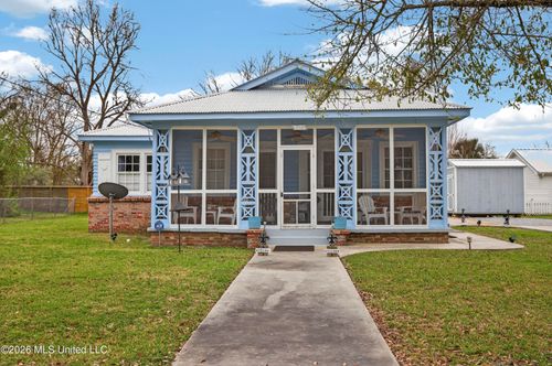 216 Sycamore St, Bay Saint Louis, MS, 39520-4223 | Card Image