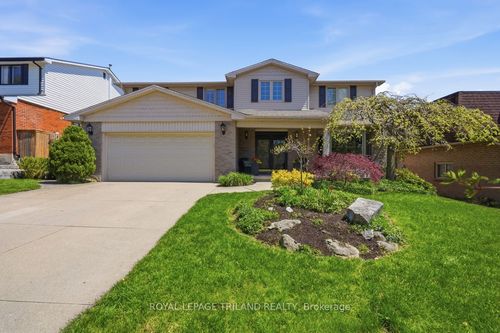48 Tamarack Cres, London, ON, N6K3J7 | Card Image