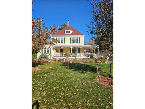 367 W 1st St, NEW RICHMOND, WI, 54017-1631 | Card Image