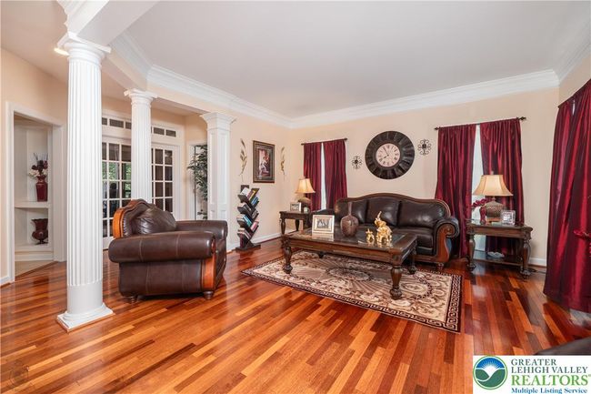 2307 Blackledge Dr, House other with 4 bedrooms, 5 bathrooms and null parking in Quakertown PA | Image 17