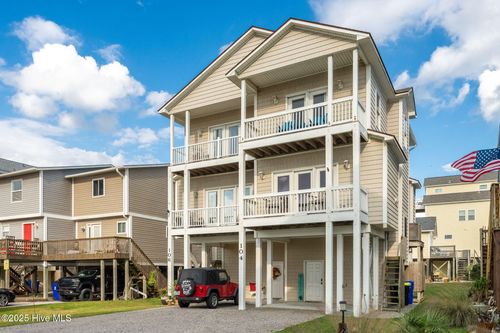 104 Sea Oaks Ct, N Topsail Beach, NC, 28460-8260 | Card Image