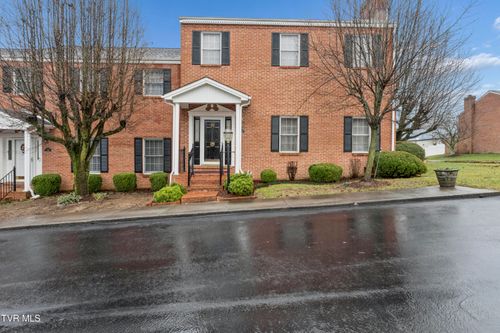 d33-2734 Oakland Avenue, Johnson City, TN, 37601 | Card Image