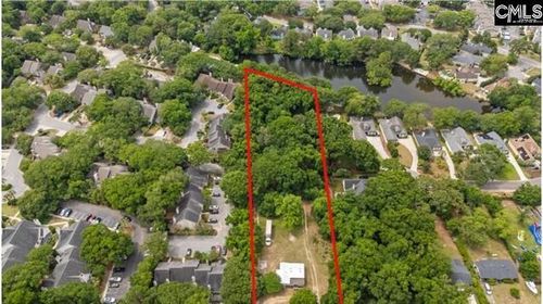 301 7th Ave, Mount Pleasant, SC, 29464-2803 | Card Image