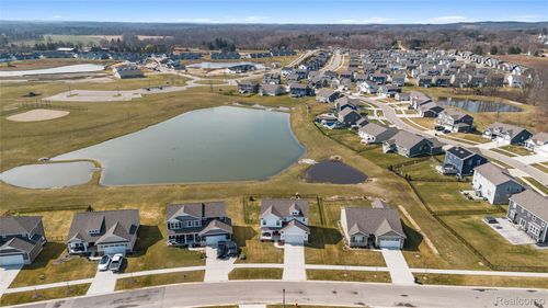 2056 Gambrel Ln, Howell, MI, 48843-5816 | Card Image