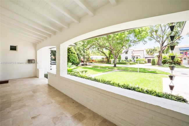 1015 Catalonia Ave, House other with 3 bedrooms, 3 bathrooms and null parking in Coral Gables FL | Image 4