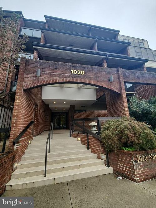 apt-309-1020 N Stafford St, ARLINGTON, VA, 22201-4670 | Card Image
