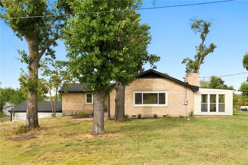 902 N 9th St, Rogers, AR, 72756-2704 | Card Image