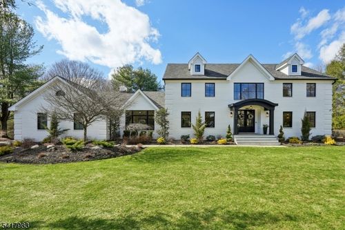 388 Freemans Ln, Franklin Lakes, NJ, 07417-1037 | Card Image