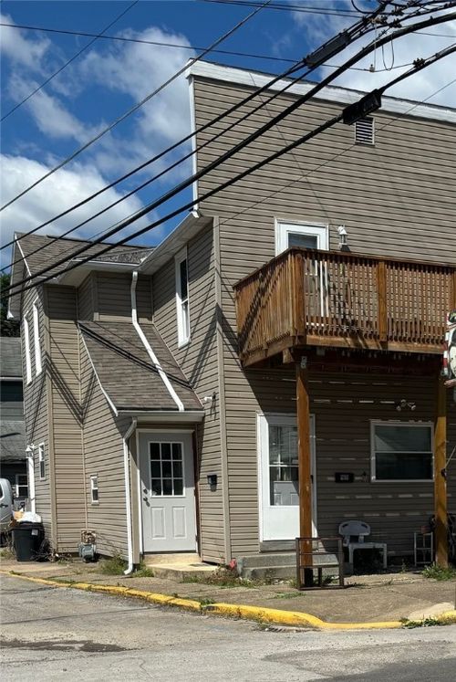 421 Fair St, Kittanning, PA, 16201-1123 | Card Image