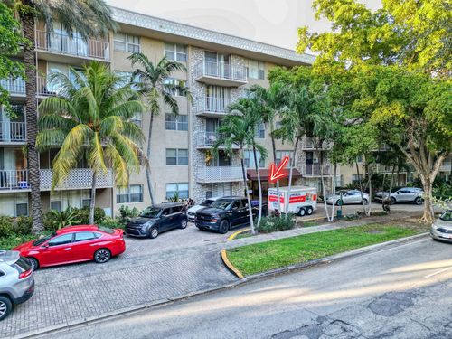 apt-507-1805 Sans Souci Blvd, North Miami, FL, 33181-3004 | Card Image