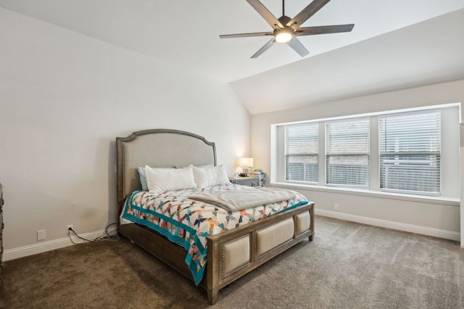 218 Calvert Dr, House other with 4 bedrooms, 3 bathrooms and null parking in Midlothian TX | Image 15