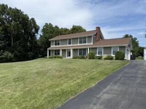 W227S7710 Oakview Drive, Vernon, WI, 53103 | Card Image