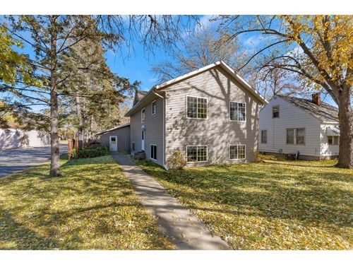 116 Columbia Ave Ne, Saint Cloud, MN, 56304-0511 | Card Image