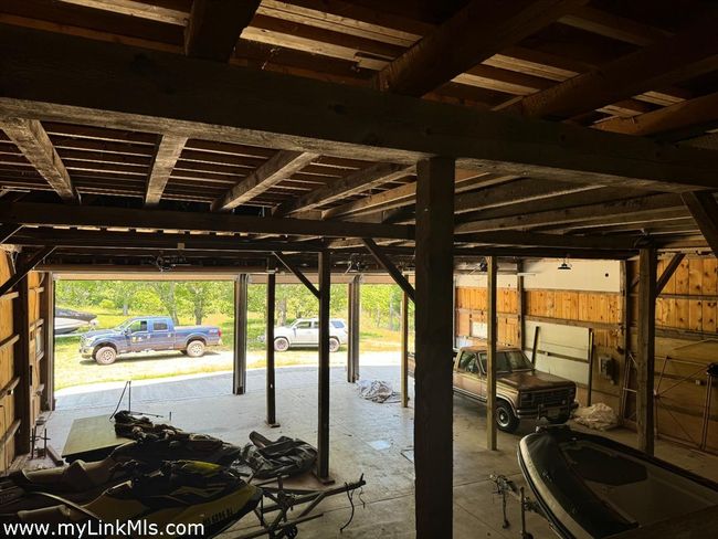 9 Moshup Trl, House other with 2 bedrooms, 2 bathrooms and null parking in Aquinnah MA | Image 17