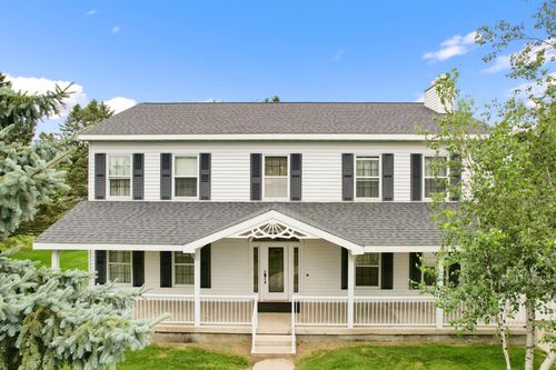 604 Pine Needle Dr, Perham, MN, 56573-2010 | Card Image