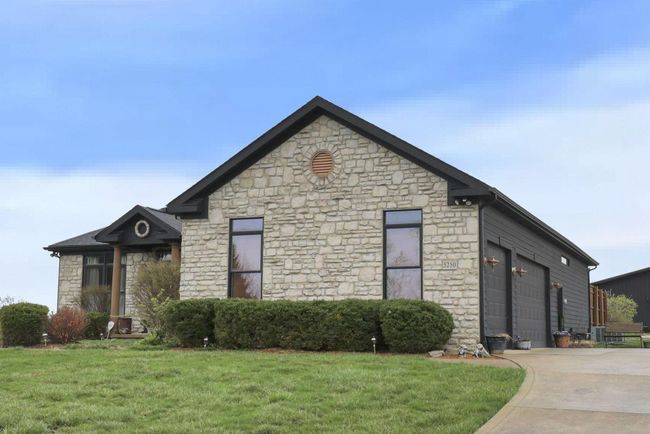 5250 Coakley Rd Nw, House other with 5 bedrooms, 3 bathrooms and null parking in Carroll OH | Image 5