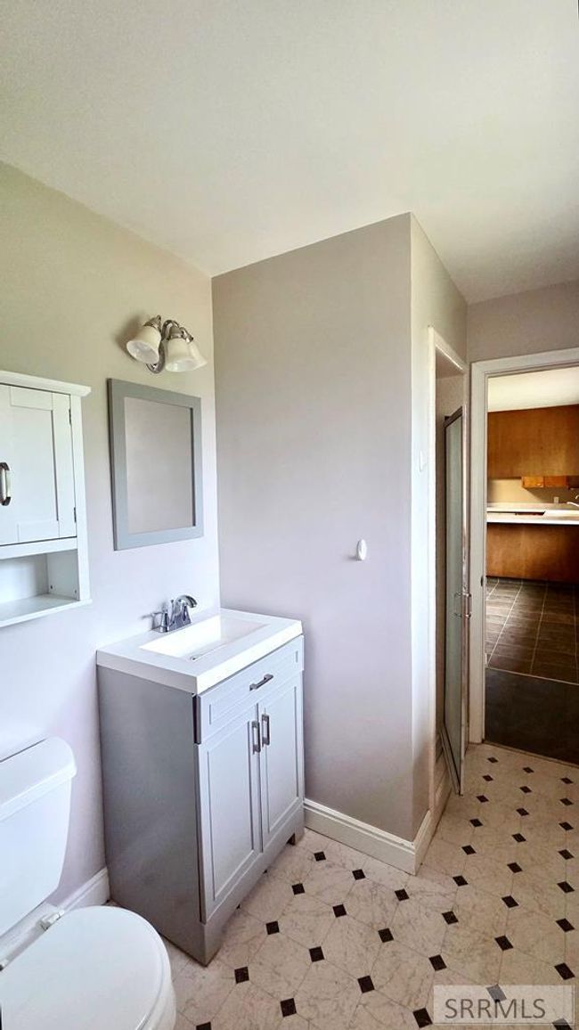 4316 E 107 N, House other with 6 bedrooms, 3 bathrooms and 6 parking in Ucon ID | Image 11