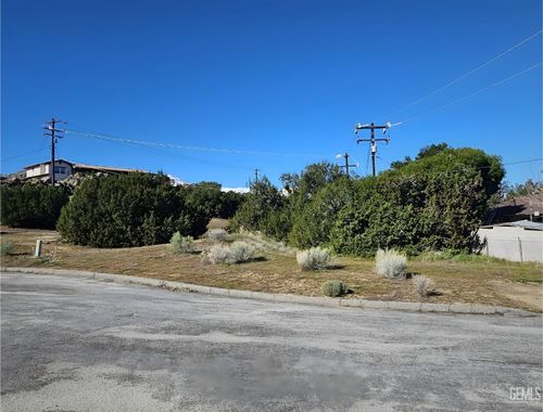 4405 Chapala St, Lake Isabella, CA, 93240 | Card Image