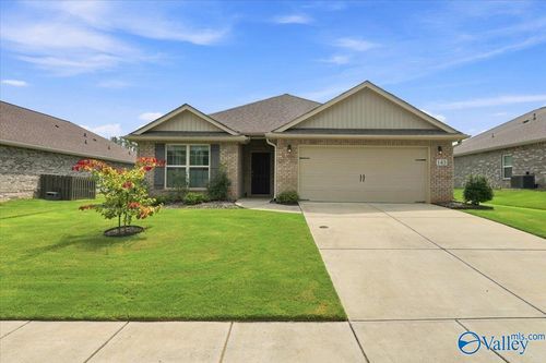 143 River Pointe Dr, New Market, AL, 35761-7778 | Card Image