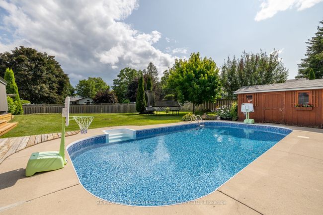 4 Hurd St, House other with 4 bedrooms, 3 bathrooms and 4 parking in Prince Albert ON | Image 32