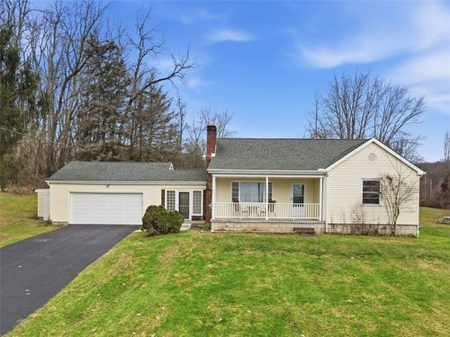 123 Wampum Rd, Wampum, PA, 16157-2707 | Card Image