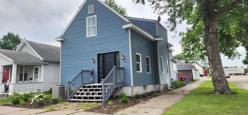 351 Chatfield St, Winona, MN, 55987-4505 | Card Image
