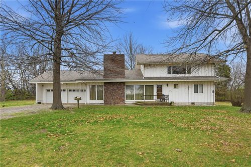 1074 S 240th St, Pittsburg, KS, 66762-8766 | Card Image