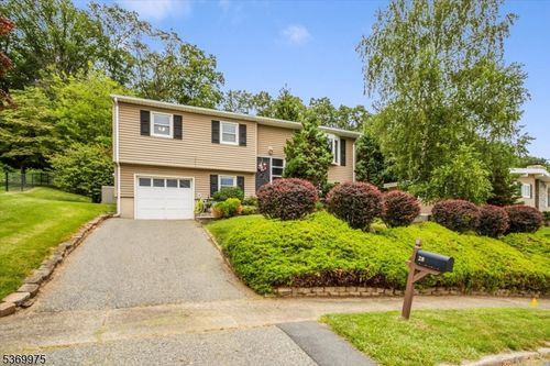 28 Willow Ave, Rockaway Boro, NJ, 07866-2826 | Card Image