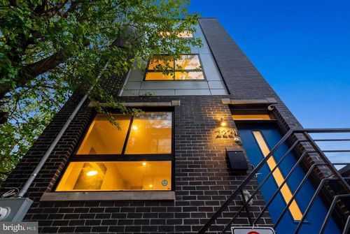 2224 N Hope St, PHILADELPHIA, PA, 19133-3722 | Card Image