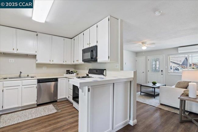 720 Jane Ct, House other with 4 bedrooms, 1 bathrooms and null parking in Martinez CA | Image 7