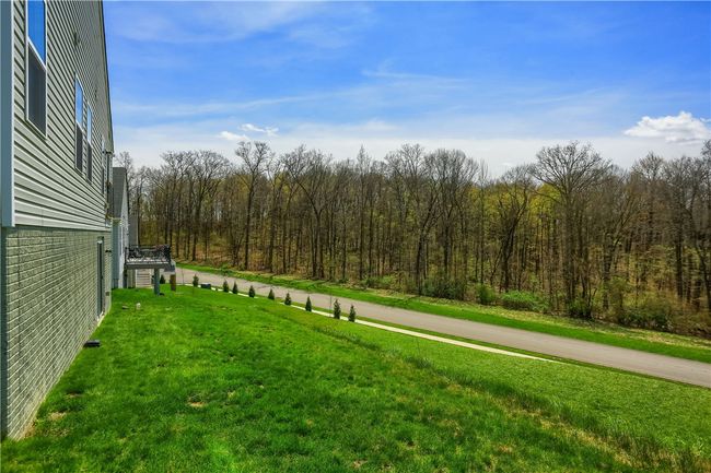 105 Touchstone Ct, House other with 3 bedrooms, 2 bathrooms and 2 parking in Harmony PA | Image 5