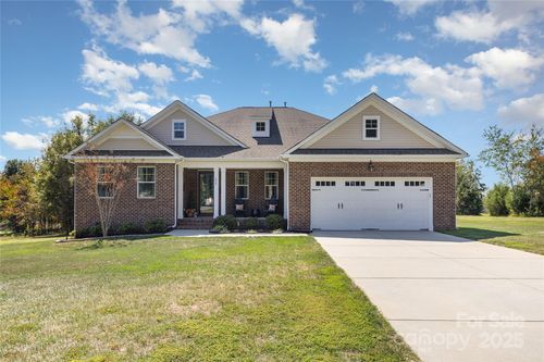 658 Houston Rd, Troutman, NC, 28166-8745 | Card Image