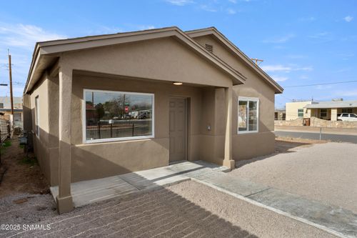 1173 Douglas Dr, Las Cruces, NM, 88005-1910 | Card Image