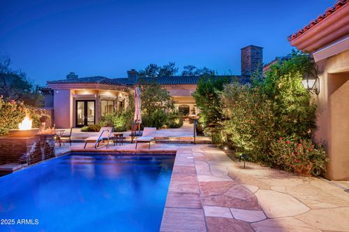 8150 N Ridgeview Dr, Paradise Valley, AZ, 85253-3091 | Card Image