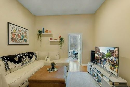 apt-3r-136 New York Ave, Jersey City, NJ, 07307-1754 | Card Image