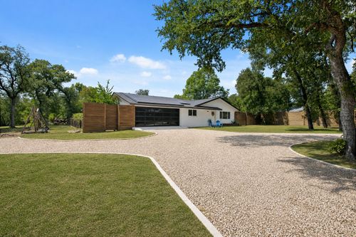 9110 Chisholm Ln, Austin, TX, 78748-6384 | Card Image