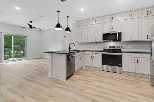 203-408 Foch St, Fort Worth, TX, 76107-2249 | Card Image