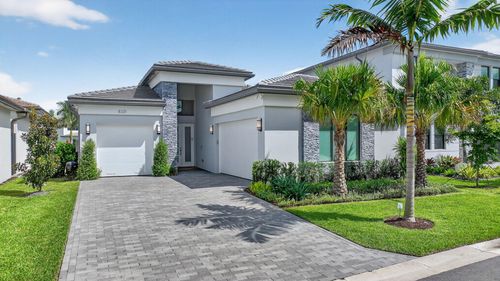 8331 Royal County Down Rd, Boca Raton, FL, 33434-5877 | Card Image