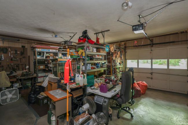 946 E Chambers Pike, House other with 4 bedrooms, 3 bathrooms and null parking in Bloomington IN | Image 36